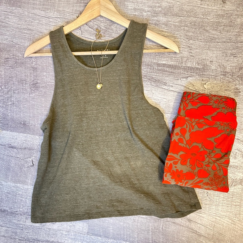 Miles by Madewell tank tee with matching leggings size M